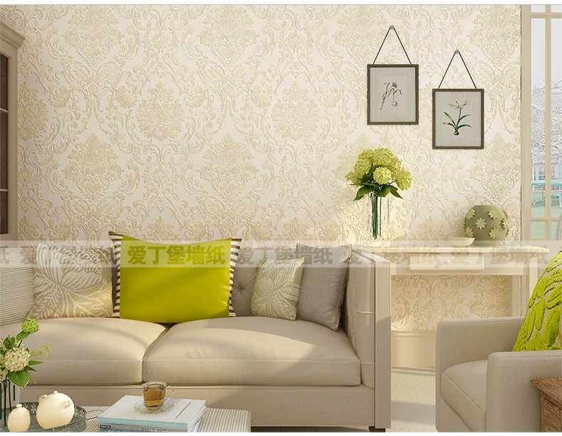 White wallpaper (2)