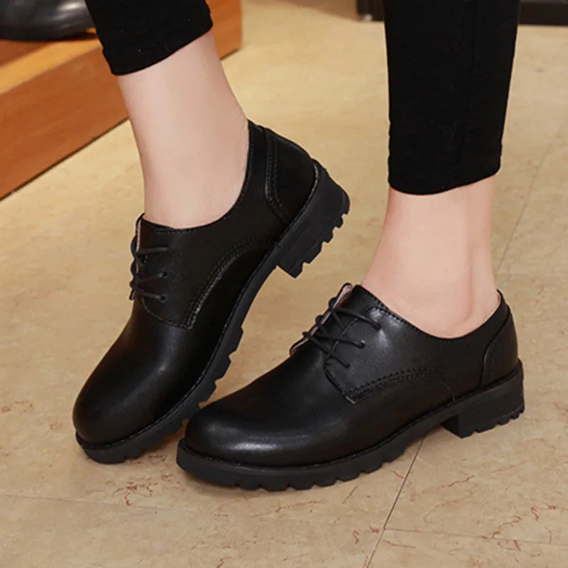 Туфли-оксфорды на плоской подошве в британском стиле; женские весенние туфли-оксфорды из мягкой кожи; повседневная обувь на плоской подошве; женская обувь на шнуровке; броги в стиле ретро
