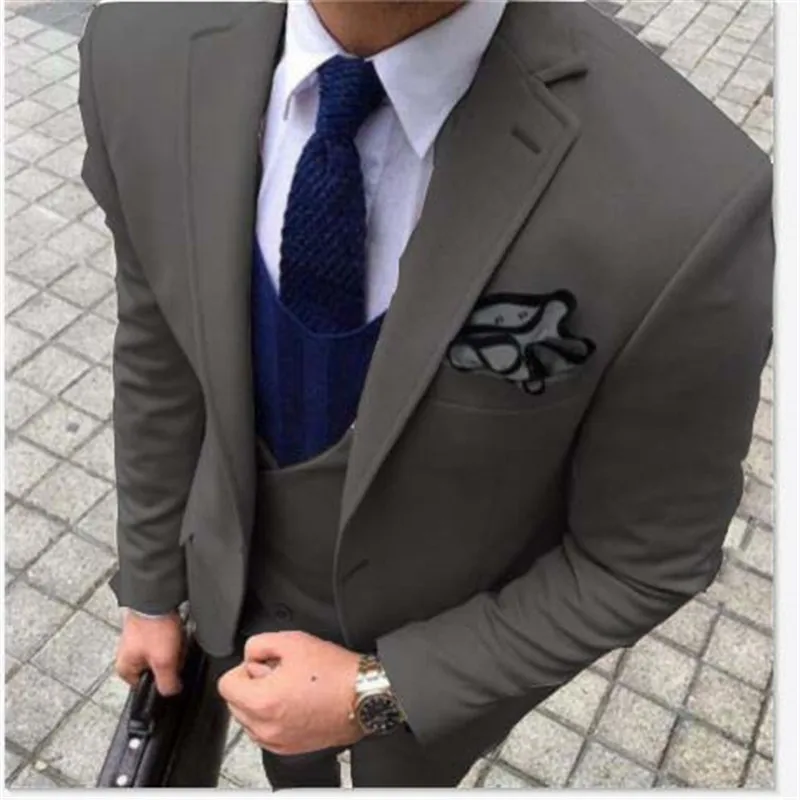 

Tailor Smoking Grey Mens Dinner Party Prom Casual Suit (Jacket+Pant+Vest+Tie) Groom Tuxedos Wedding Blazer Suits For Men