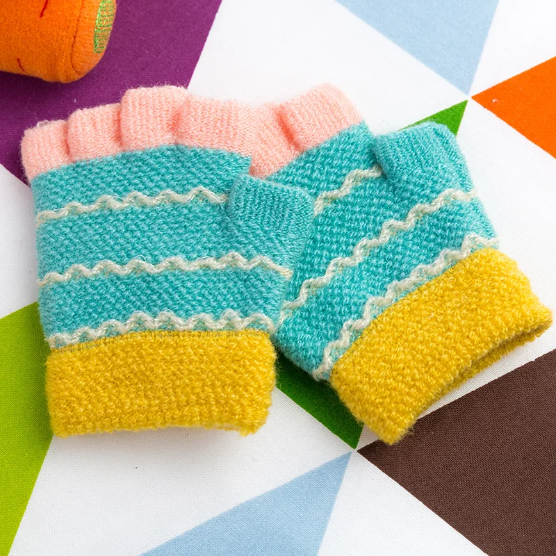 REALBY/милые полосатые аксессуары, яркие зимние теплые детские перчатки, перчатки для мальчиков и девочек, теплые детские варежки C6105