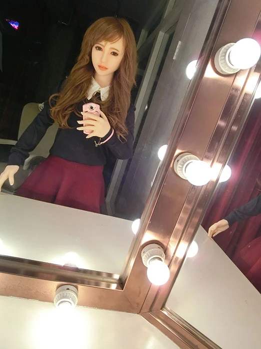 sex_doll_selftake_pic_02