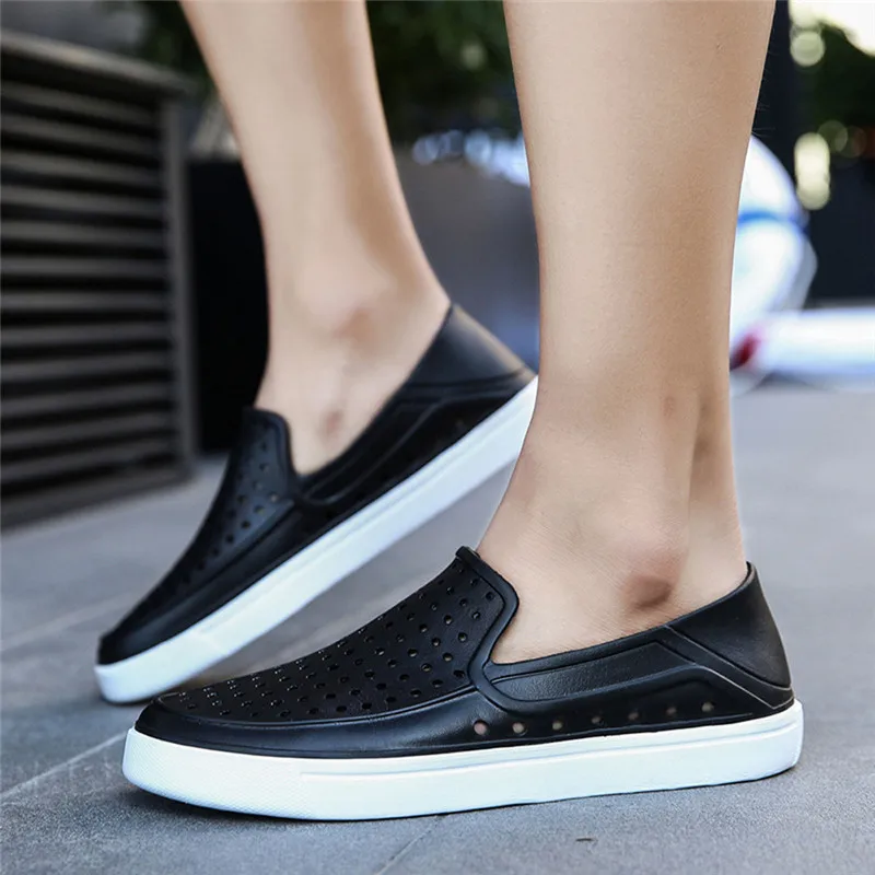 Outdoor Casual Sandals Walk Beach Flip Flops Flat Men Hollow Light Shoes Slipper terlik kapcie Slides 40FE1117