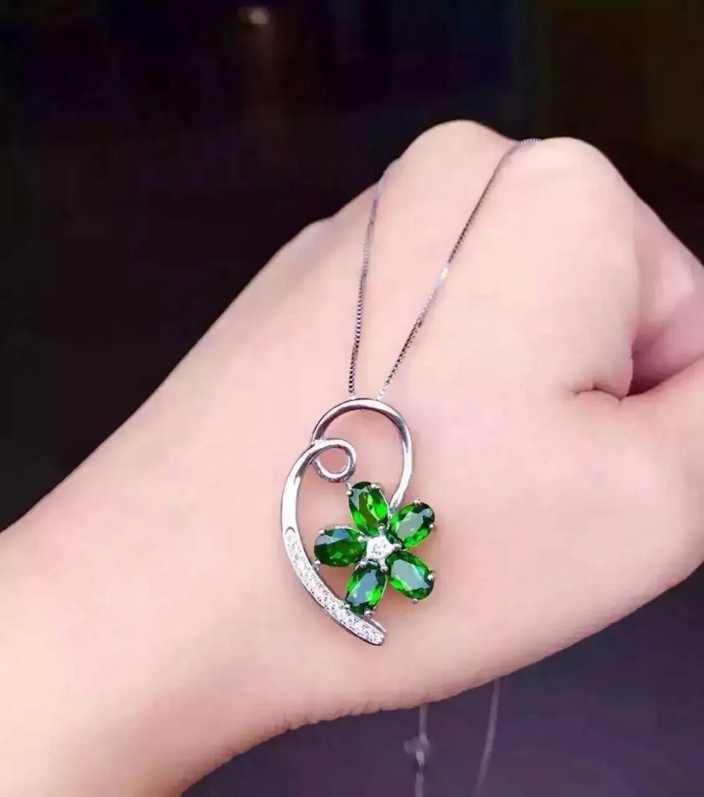 

natural green diopside stone pendant S925 silver Natural gemstone Pendant Necklace trendy Luxury flowers women party jewelry