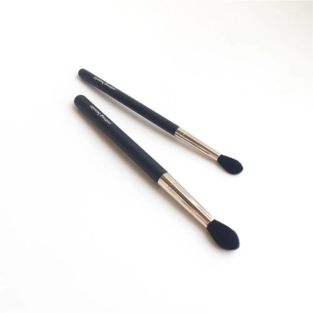 yutong beaute M240S M224S Tapered Blending Brush _ 3