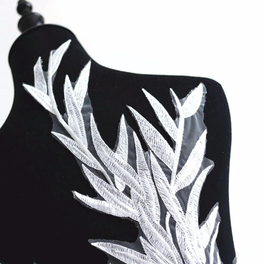 JX-LCLYL  New Large Leaf Embroidery Lace Applique Off White Back Bridal Tulle Motif Bamboo