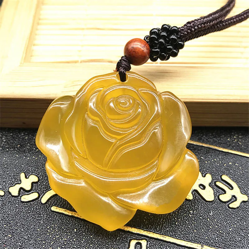

Natural Chalcedony Rose Pendant Necklace Drop Shipping Hand-carved lucky Amulet Lovers Necklace For Men And Women