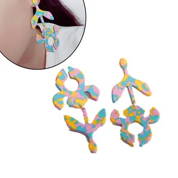 

Luxury resin dazzling color asymmetric earrings female