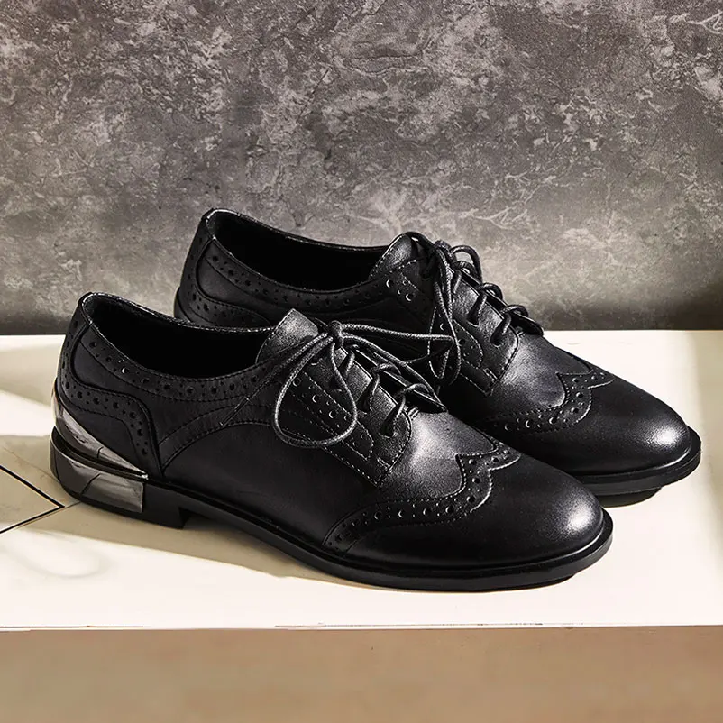 

2017 Shoes Woman Genuine Leather Oxfords Fashion European Women Luxury famous Oxford Shoes For Women Quality Women Luxury