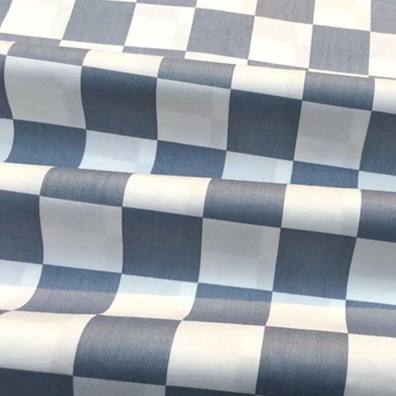 100/% Tela De Algodón Confección Colchas geométrica Gris Plata-Mono pequeño punto