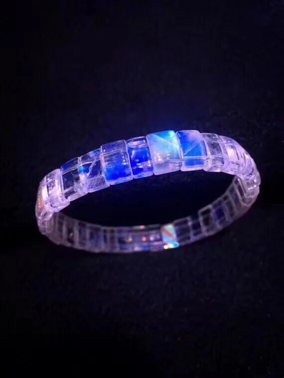 

Genuine Natural Strong Blue Light Moonstone Quartz Bangle For Woman Lady Crystal 8.8x6x4mm Barrel Shape Stretch Bracelet