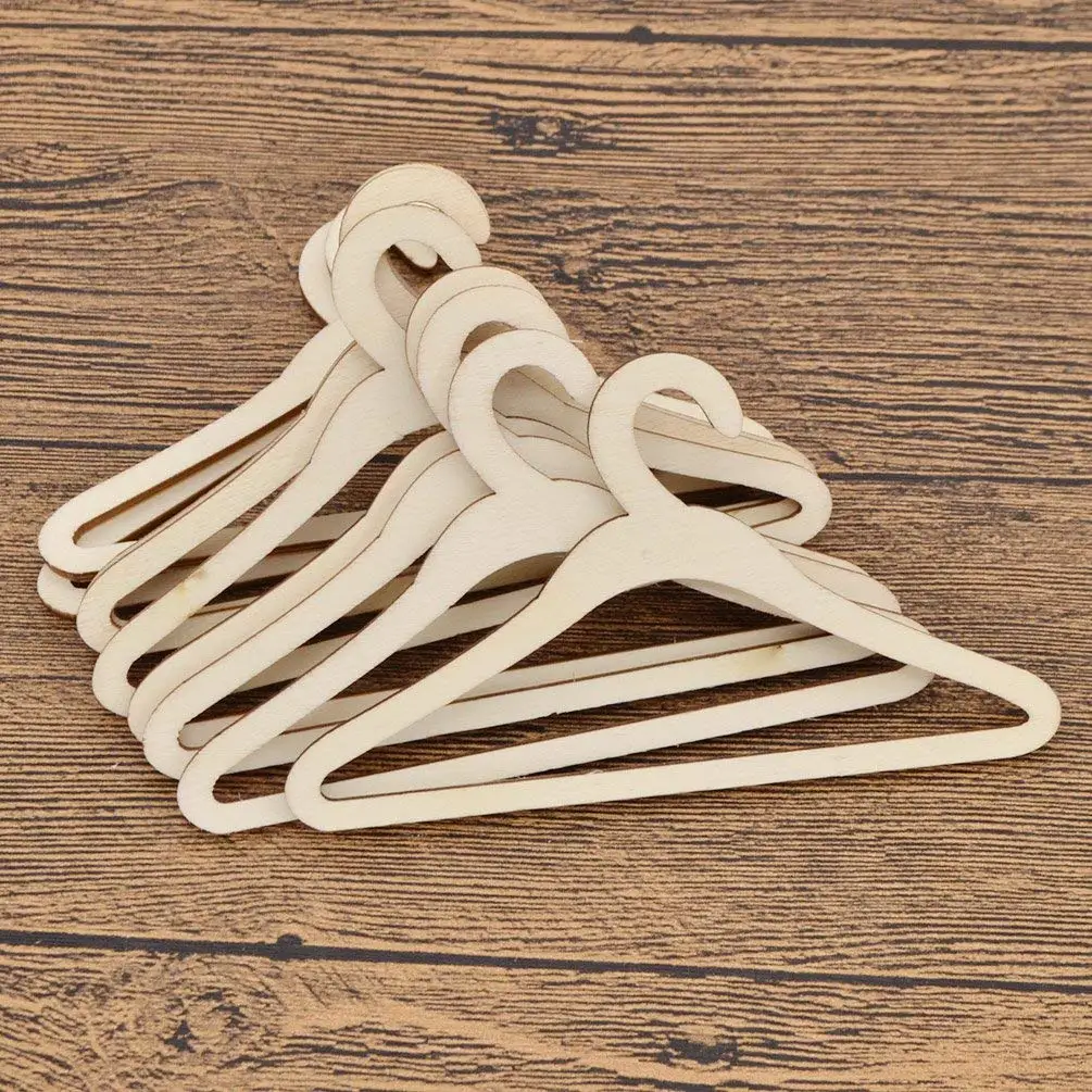 

MYMF-Lot 10 pcs Wooden hangers Coats Jackets For Dolls (15 cm # 1)