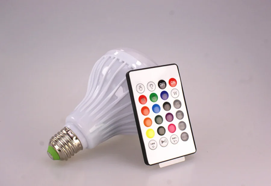 E27 Smart RGB RGBW Беспроводной Bluetooth Динамик лампа Музыка Воспроизведение затемнения светодиодный лампа с 24 кнопок пульта дистанционного