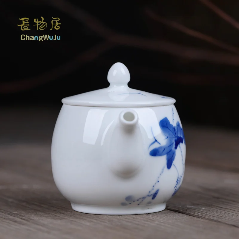 Красивый китайский чайник Changwuju фарфоровый ручной работы с сине белым