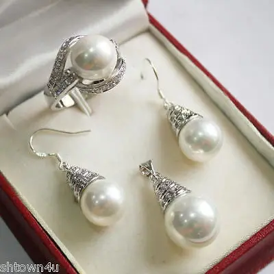 

Wholesale free shipping >>1Set AAA 12mm White Shell Pearl Pendant Necklace Earrings Ring Set