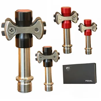 

Road Bike Clipless Pedals X/2 stainless steel pedalset amber super lightweight 138g pair Titanium alloy