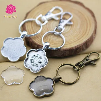 

10pcs 25mm Blank Keychain Flower Pendant Base Setting Tray+Key Ring+Flower Clear Glass Cabochon+Lobster Clasp DIY Keychain