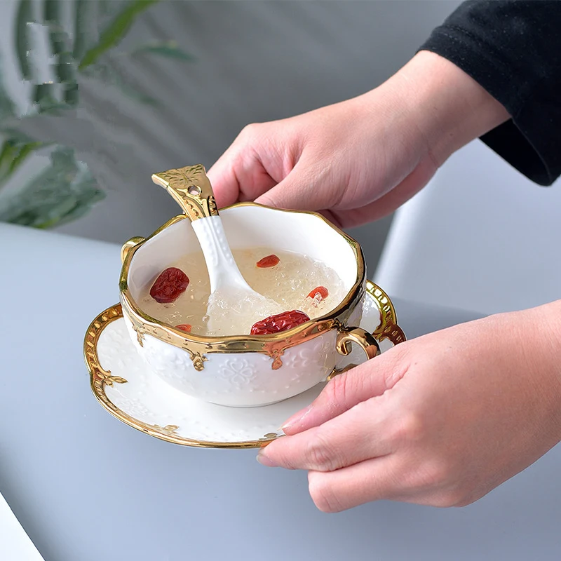 

Gold Inlay Coffee Cup Set Ceramic Soup Bowl with Saucers and Spoon Nordic Tea Cup Set Home Golden Porcelain Food Bowls