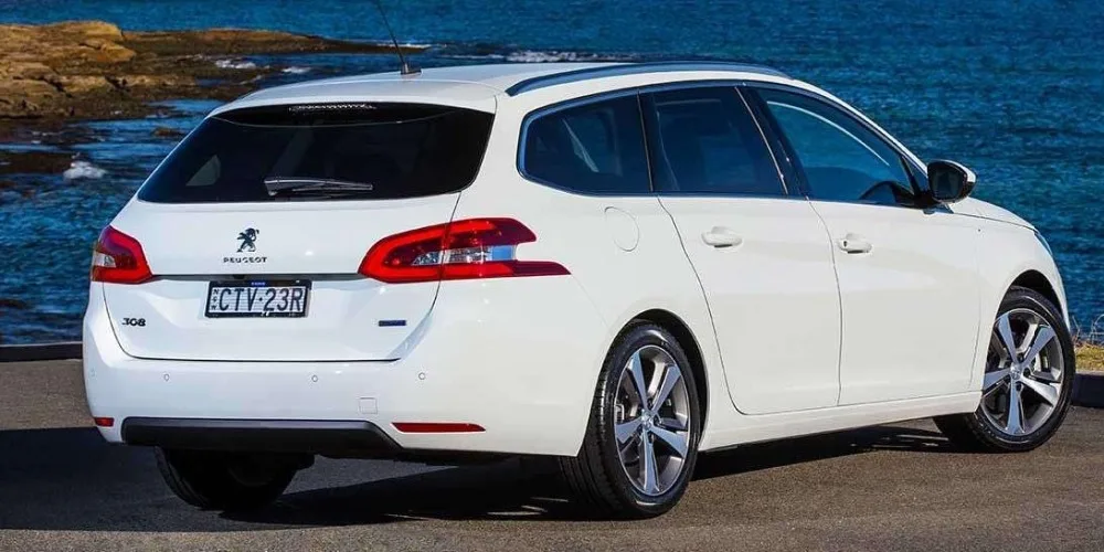 peugeot-308-touring-2015-2(2)