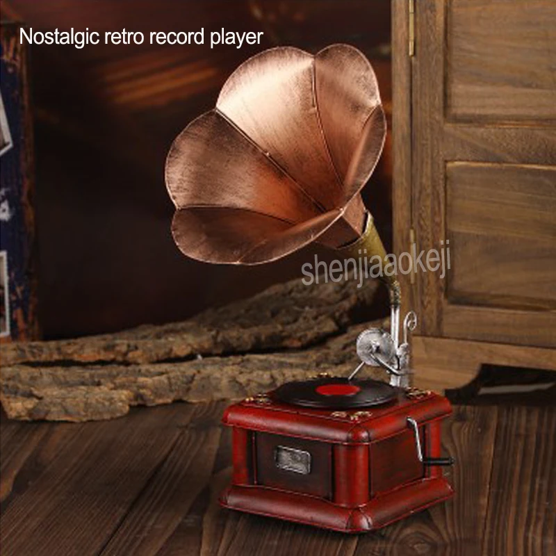 Beste Nostalgische retro grammofoon platenspeler model metal craft vintage woondecoratie cafe bar woonkamer desktop schieten props