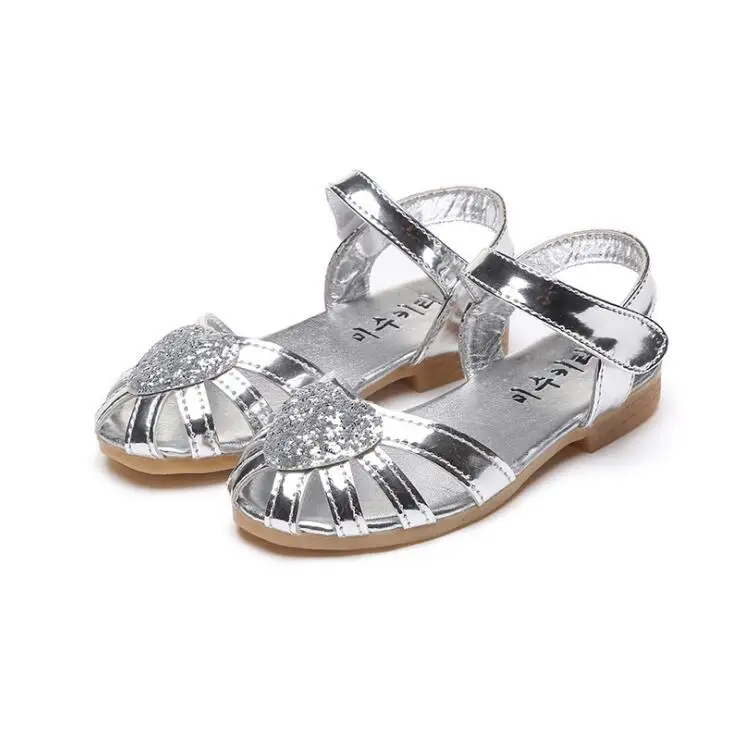 

Girls Summer Sandals Kids Bright Shoes Soft PU Patent Leather Heat Design With Glitter Sequins Children's Sandals