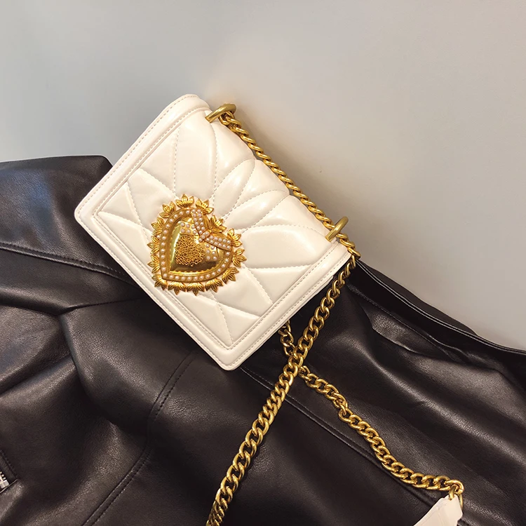 Женская металлическая сумочка с узором в виде сердца, клатч, вечерняя сумочка, модная женская сумка на плечо с золотой цепочкой, сумка-мессенджер
