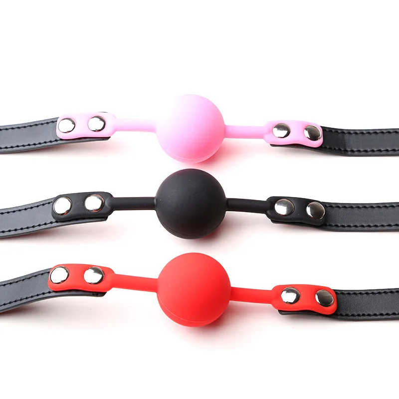 4193375576_2112615445