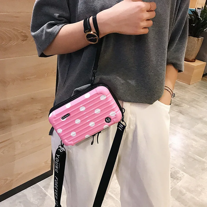 

Female Crossbody Bags For Women 2019 High Quality PU Leather Luxury Handbags Designer Sac Main Ladies Dot Shoulder Messenger Bag