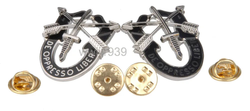US Special Forces SF Hat Pin Motto Metal Badge DE Oppresso Libe-US014