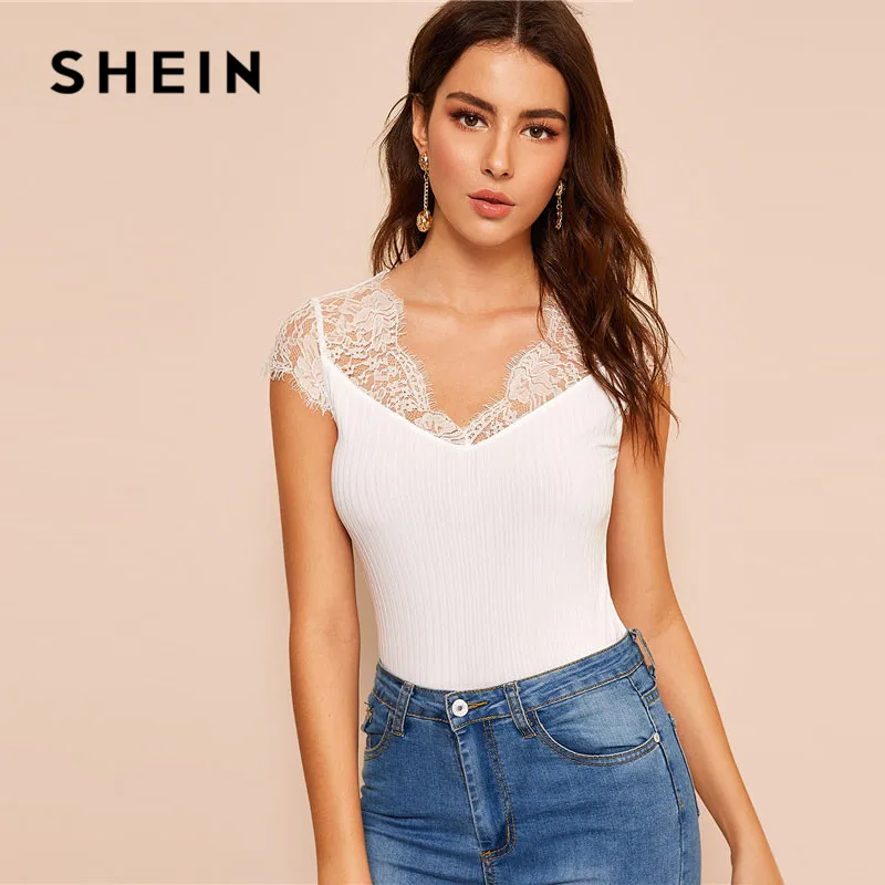 SHEIN белая футболка с кружевной отделкой, облегающая, в рубчик, женская, стильная, однотонная, v-образный вырез, рукав-крылышко, эластичная летняя рубашка, женские топы
