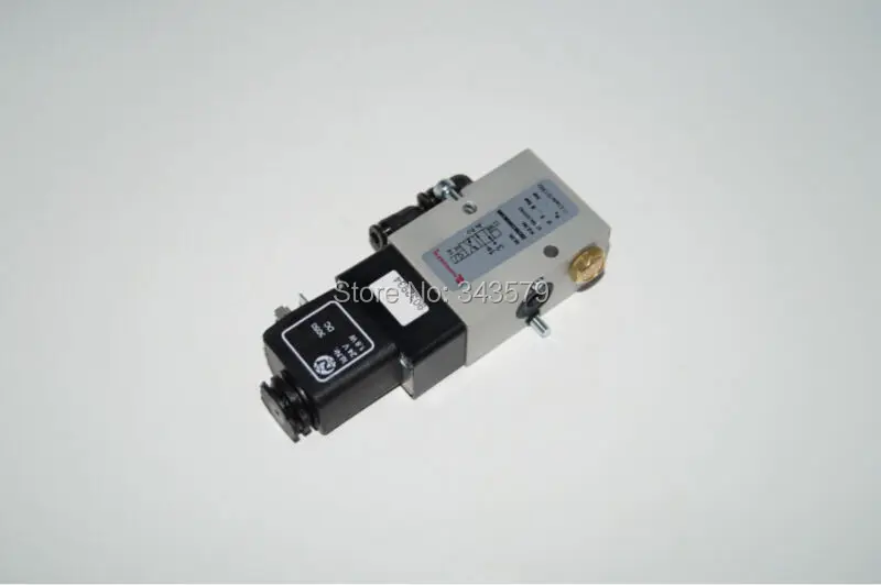 Heidelberg 42-way valve 61.184.1311,original valve for heidelberg printing machine (3)