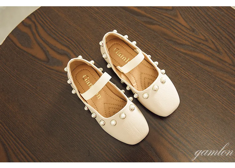 WENDYWU/2017 Обувь для девочек маленькие кожаные туфли в Корейском стиле со стразами туфли принцессы с квадратным носком износостойкие