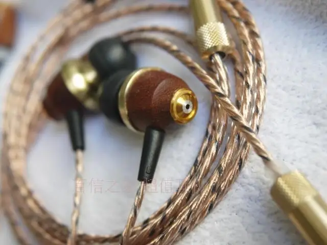 

DIY earphone Macassar Ebony ear shell 40 core wire