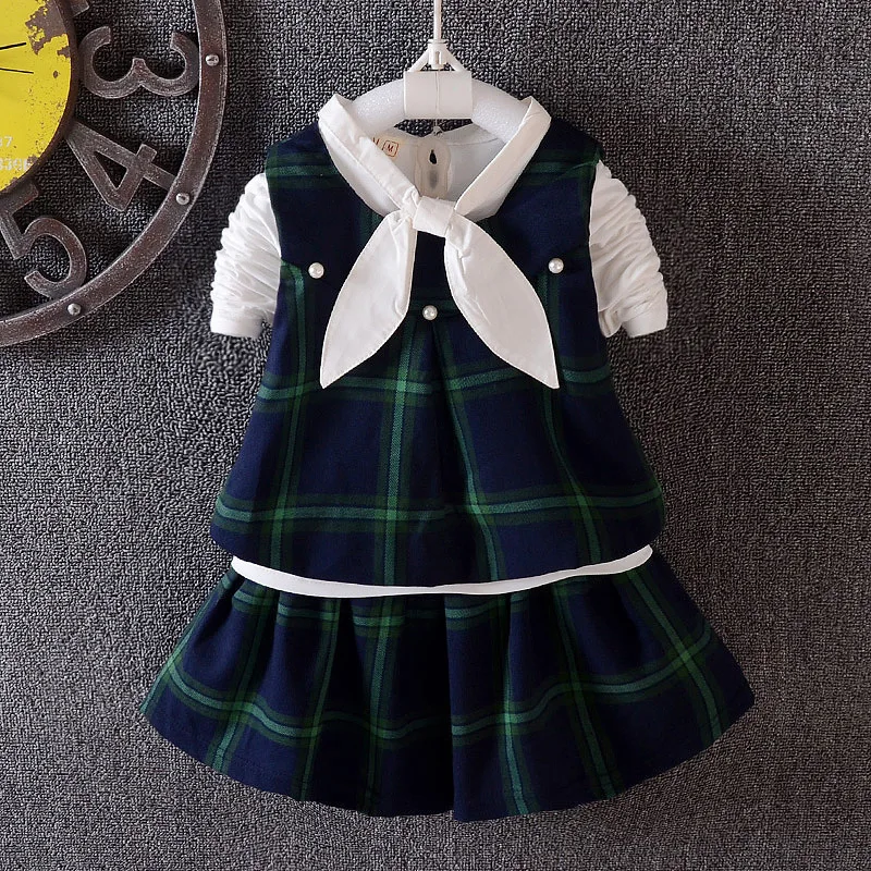 

2017 Fashion Summer Children Clothing Sets Girl Outfits Cotton T-shirt +Vest Cotton Kids Cartoon Tops Skirt 3pcs Suits Clothes
