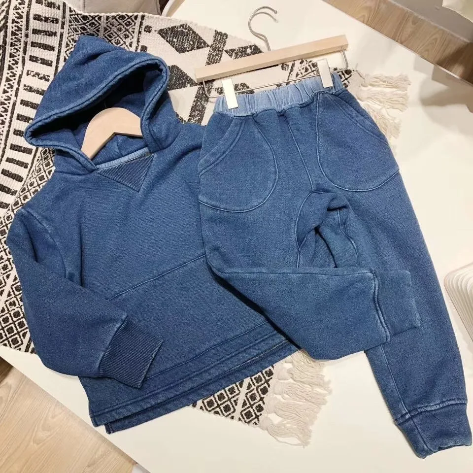 Baby girls clothing Set hooded sweatshirt +pants thicken warm fleece lining fashion baby girls boys clothing цена Baby girls clothing Set hooded sweatshirt +pants thicken warm fleece lining fashion baby girls boys clothing цены онлайн