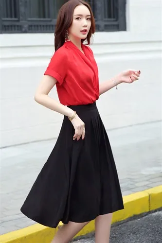 

Half-length skirt in summer 2018, slim, beautiful, pure, elegant and lovely streets-9566
