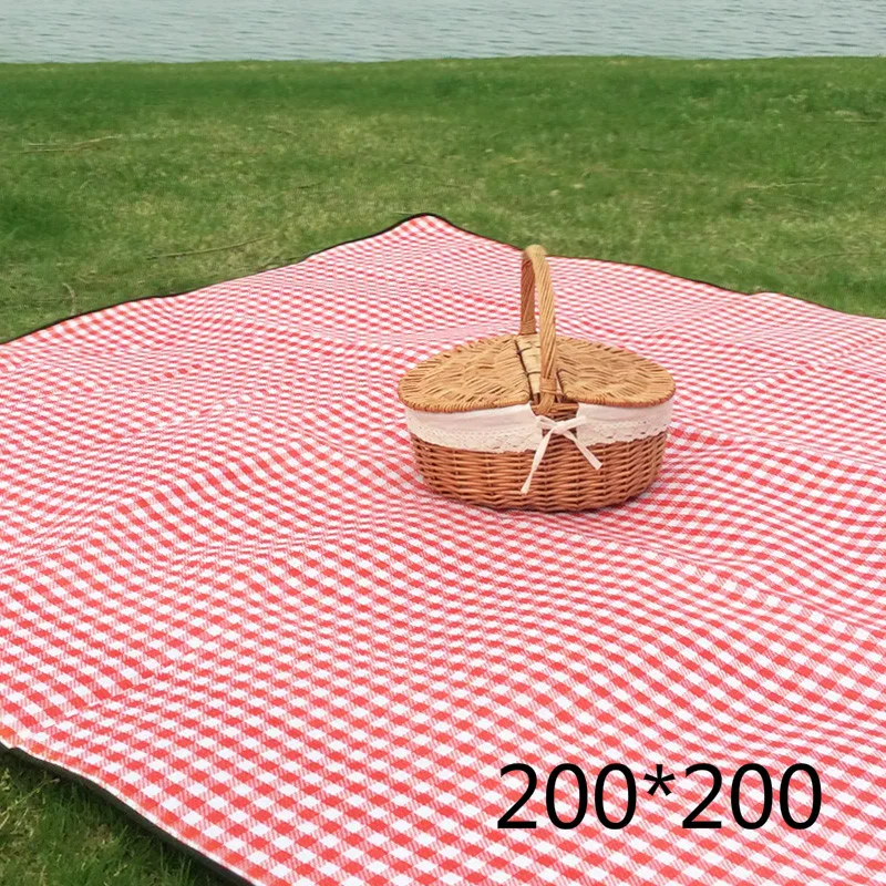 Outdoor Picnic Mat Placemat Strengthen Waterproof Dampproof Mat 200