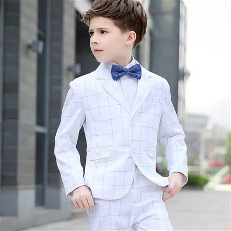 High quality 2018 new Korean boy's white suit. Children's small suit. Flower girl dress boy presides.
High quality 2018 new Korean boy's white suit. Children's small suit. Flower girl dress boy presides.