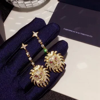 

Hot Copper Zircon Lion Animal Head Tassel Earring Red Eyes Star Women Wedding Animal Face AP Earring S925 Ear Pin Party