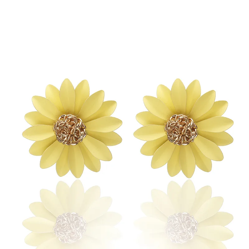 

Charmsmic Yellow Sunflower Stud Earrings Nature Elements Women Small Stud Earrings Flowers Jewelry Ethnic Decoration