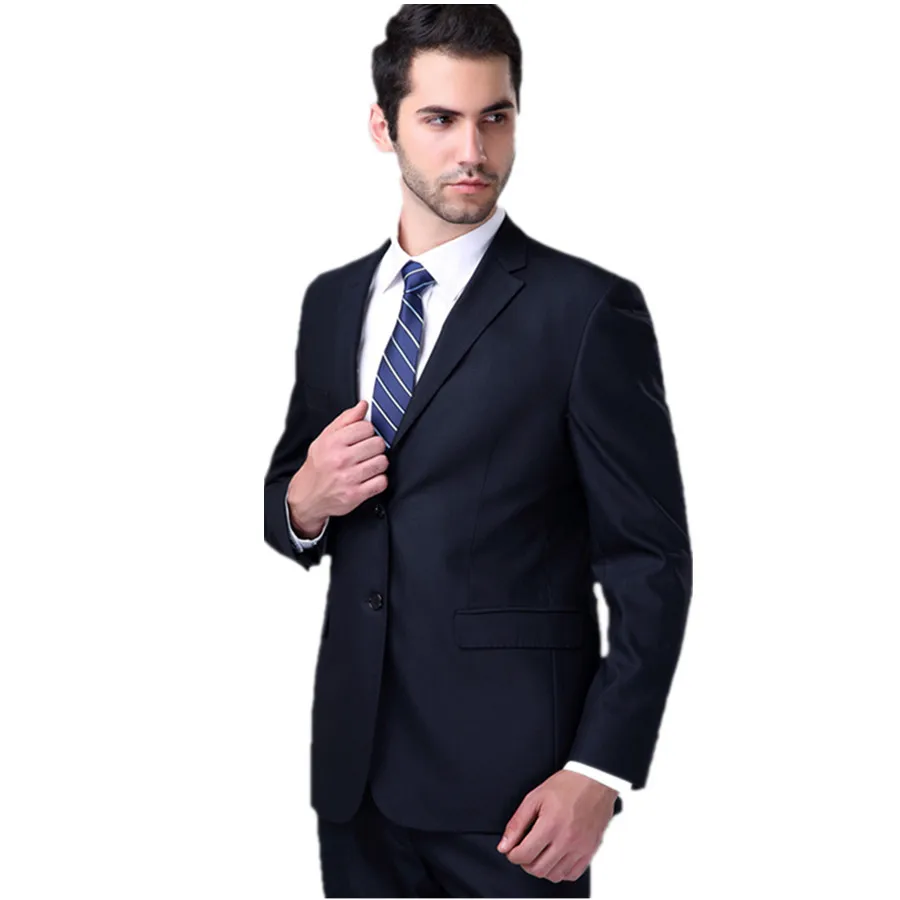 Викихау суд. Бизнесмен в синем костюме. Человек в деловом костюме. Бизнесмен. Что такое претензия к человеку.