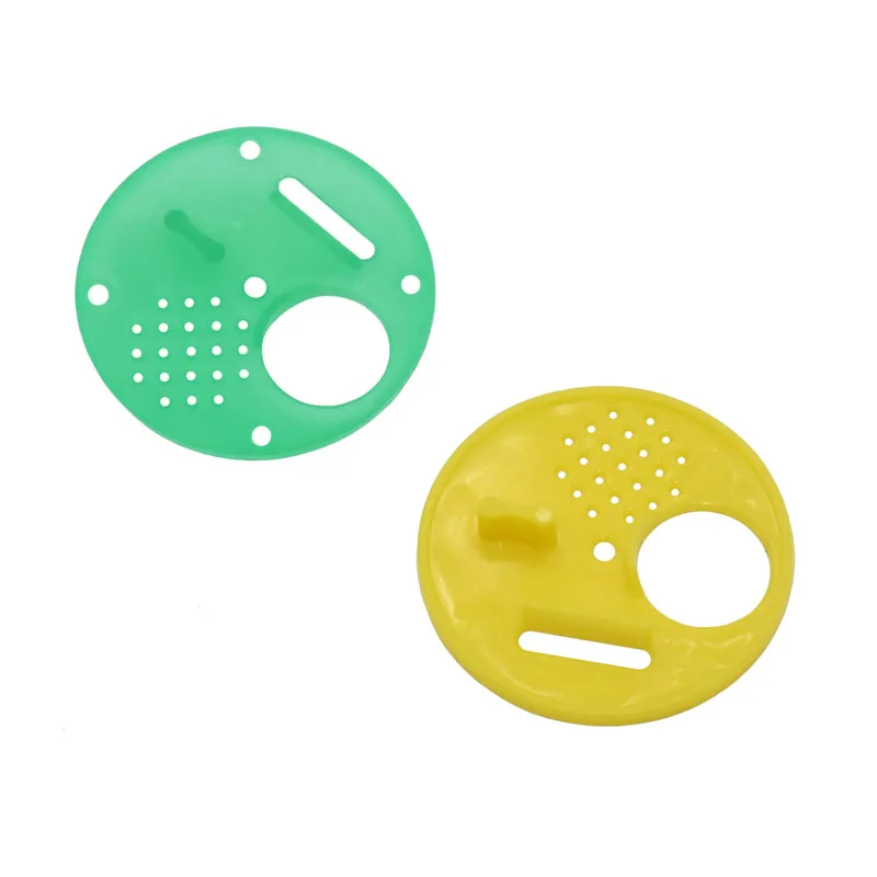 

5 pcs Circular Bee Hive Ventilation Door diameter 68mm Thickness 0.4cm Beekeeper Beekeeping Tools ABS Beehive Door