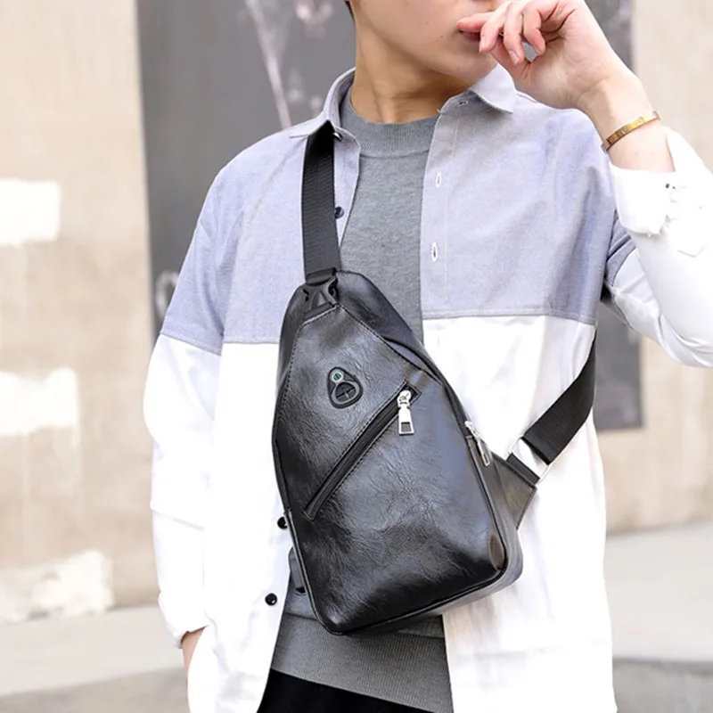 

Men Solid Color Waterproof Chest Bag with USB Charging Port Adjustable Straps MUG88
