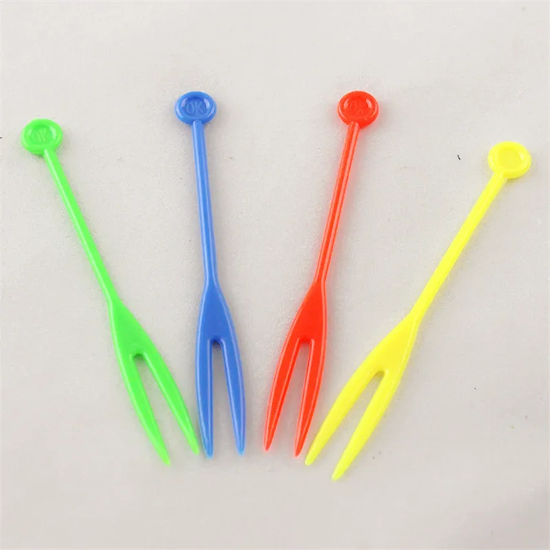 

50 pcs/lot Christmas Disposable party solid color fork colorful fruit fork plastic cake food fork Halloween decorative Hot AB228