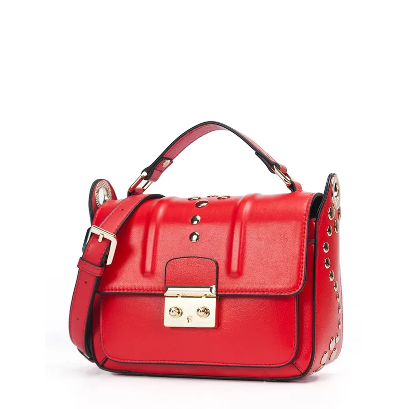 

2017 new lock nail small Baotou cowhide portable Shoulder Messenger fashion leather handbag