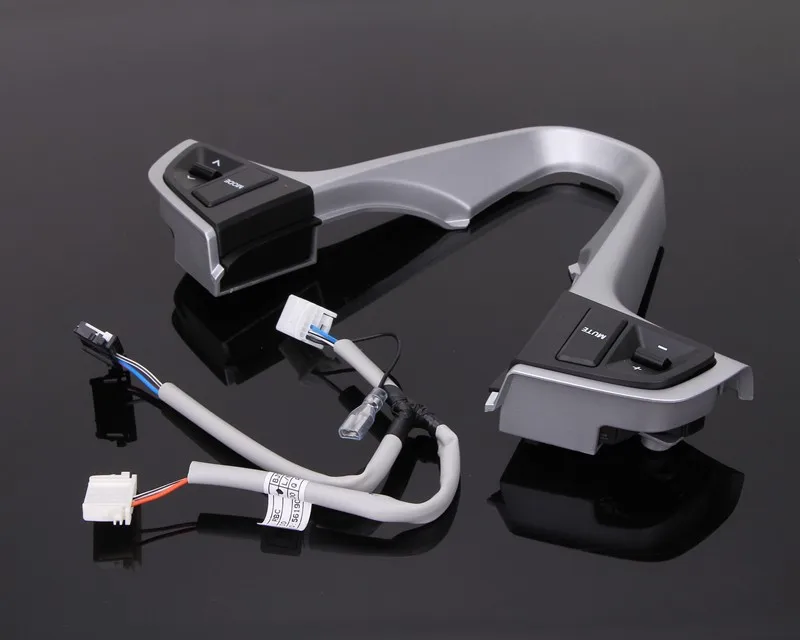 

Original Steering wheel control button For Hyundai Verna / Solaris High quality Audio and channel