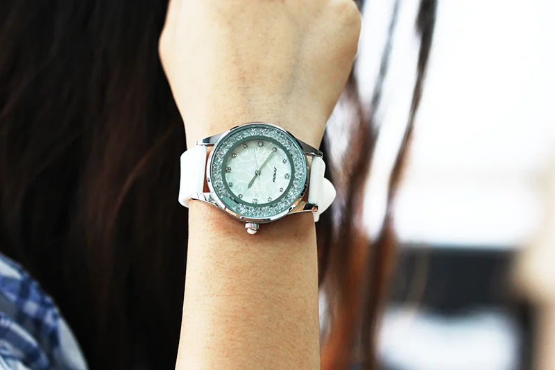 SINOBI Женские Модные алмазы наручные Часы силиконовый ремешок для часов Топ Элитный бренд дамы Женева кварцевые часы женские часов