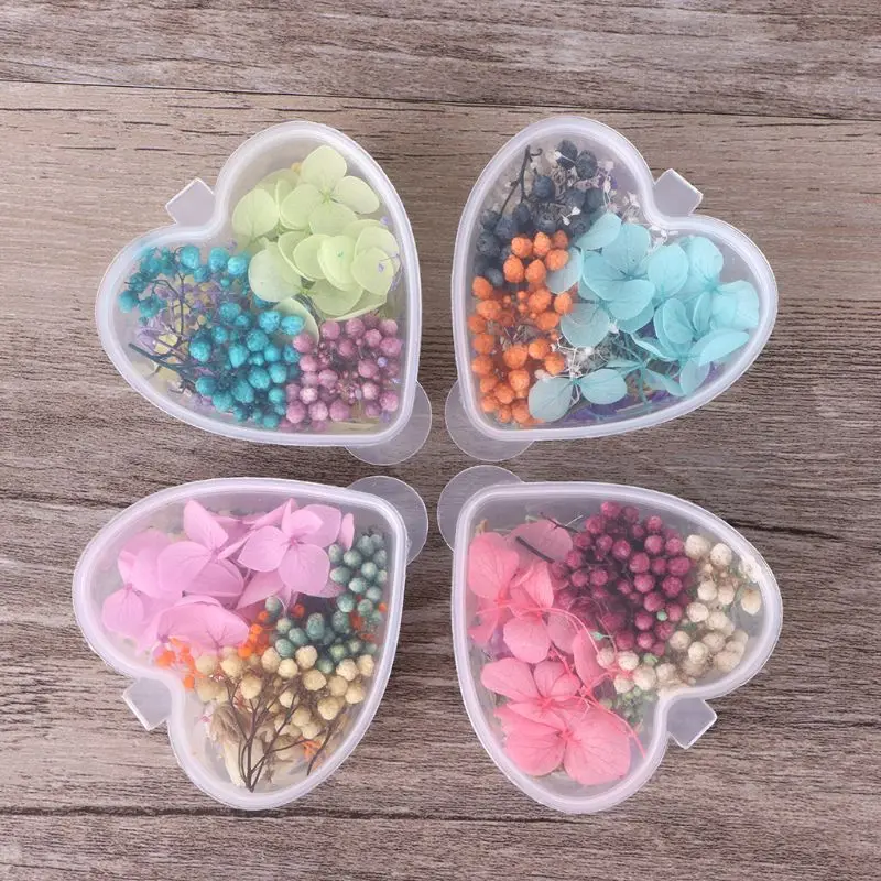 

1 Box Dried Flowers Nail Decoration Mixed Preserved Flower With Heart-Shaped DIY