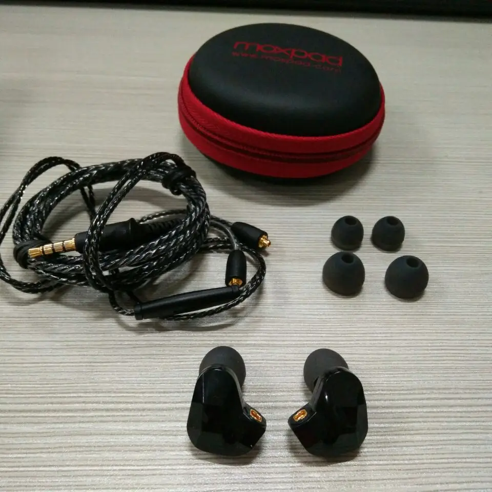 Шт. 2 шт. Moxpad X9 In-Ear Bass HD наушники со съемным кабелем динамический микродрайвер наушники Handfree удаленный микрофон гарнитуры