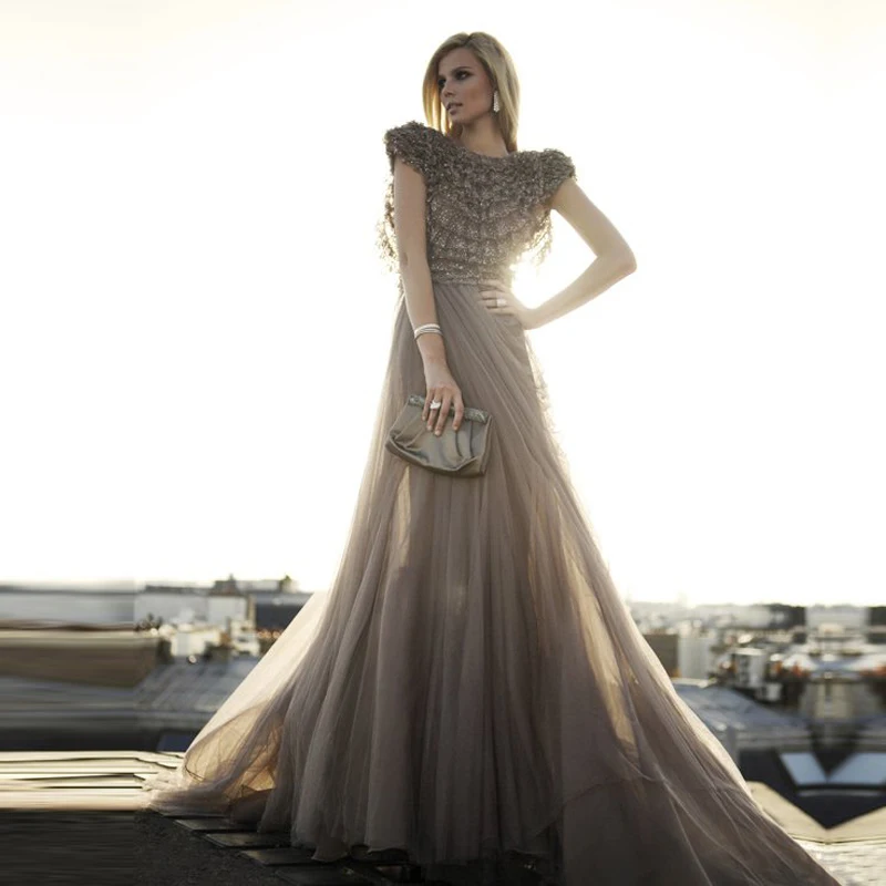 158Amazing Cap Sleeve Beads Lace Long Prom Dresses 2017 Light Coffee Tulle Formal Evening Gown Couture Vestido De Festa