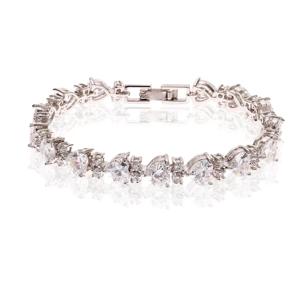 

XOWSHINE White Heart Chain Bracelet Women AAA Cubic Zirconia Fashion Bangles Female 1 Plated Wristband Christmas Jewelry